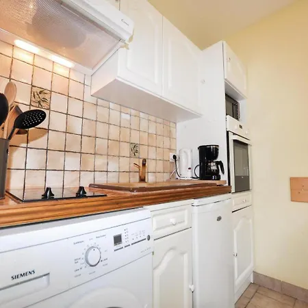 Apartamento Amazing In Les Ormeaux With 1 Bedrooms *